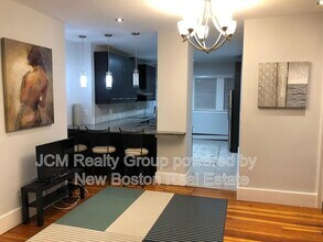 18 West St in Everett, MA - Building Photo - Building Photo