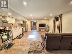 11 Duncairn Ave in Kitchener, ON - Building Photo - Building Photo