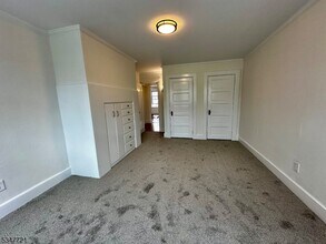 44 Fairmount Ave in Chatham, NJ - Building Photo - Building Photo