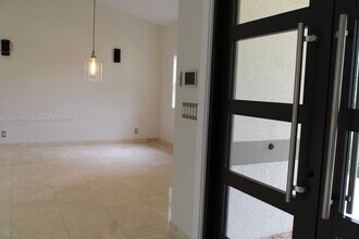 6739 Skyline Dr in Delray Beach, FL - Building Photo - Building Photo