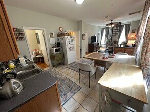 1516 N Greenview Ave in Chicago, IL - Building Photo - Building Photo
