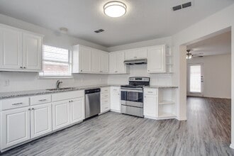 2513 108th Dr in Lubbock, TX - Foto de edificio - Building Photo