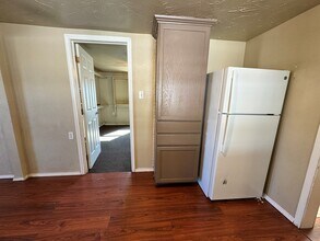 422 S Lincoln Ave, Unit 08-206 in Odessa, TX - Building Photo - Building Photo