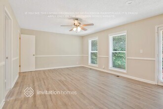 5789 Chisholm Trail SW in Lilburn, GA - Foto de edificio - Building Photo