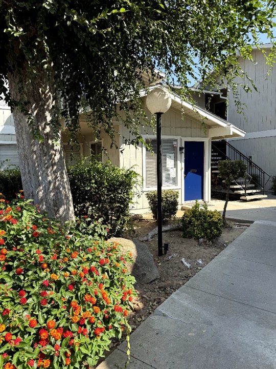 4264 N Bengston Ave in Fresno, CA - Foto de edificio