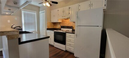 206 N Palm Ave in Virginia Beach, VA - Foto de edificio - Building Photo