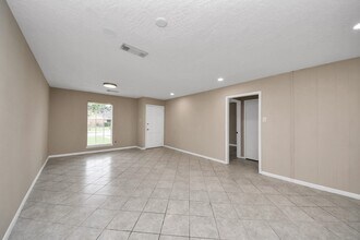 11607 Neff St in Houston, TX - Building Photo - Building Photo
