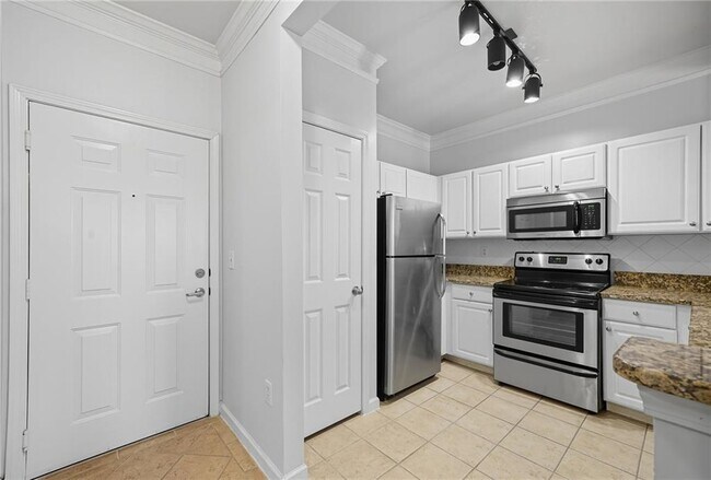 1850 Cotillion Dr in Atlanta, GA - Building Photo - Building Photo