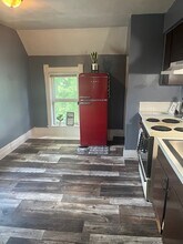 552 N Division St, Unit 1 in Appleton, WI - Building Photo - Building Photo