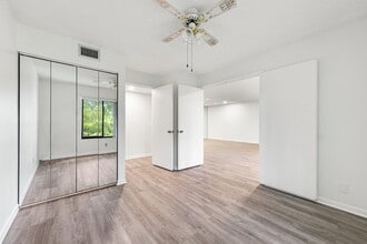 3618 Alder Dr, Unit H2 in West Palm Beach, FL - Building Photo - Building Photo