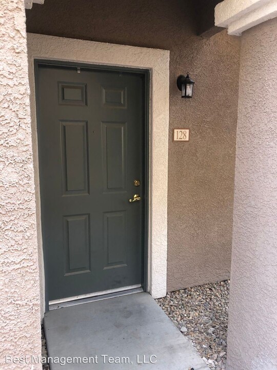 9330 W Maule Ave-Unit -#128 in Las Vegas, NV - Building Photo