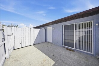 1836 SW 109th Pl in Ocala, FL - Building Photo - Building Photo