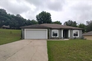 602 Brooke Ct in Clermont, FL - Building Photo