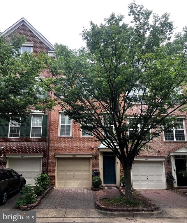 property at 4929 Kilburn St