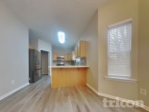 37 Roxbury Ln in Newnan, GA - Foto de edificio - Building Photo