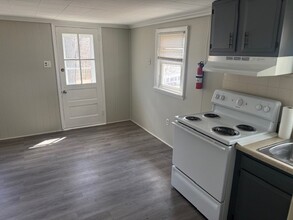 34 Chapel Ln in Boyertown, PA - Building Photo - Building Photo