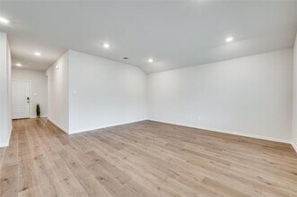 13140 Quintin Dr in Providence Village, TX - Building Photo - Building Photo