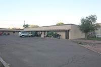 411 N 21st Pl in Phoenix, AZ - Foto de edificio - Building Photo