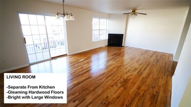 41 Lexington Way in Middletown, NY - Foto de edificio - Building Photo