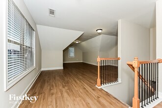 252 Hedgewood Dr in Hampton, GA - Foto de edificio - Building Photo