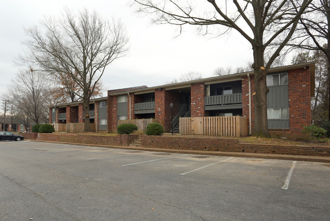 McMurray Manor Annex in Nashville, TN - Building Photo - Building Photo