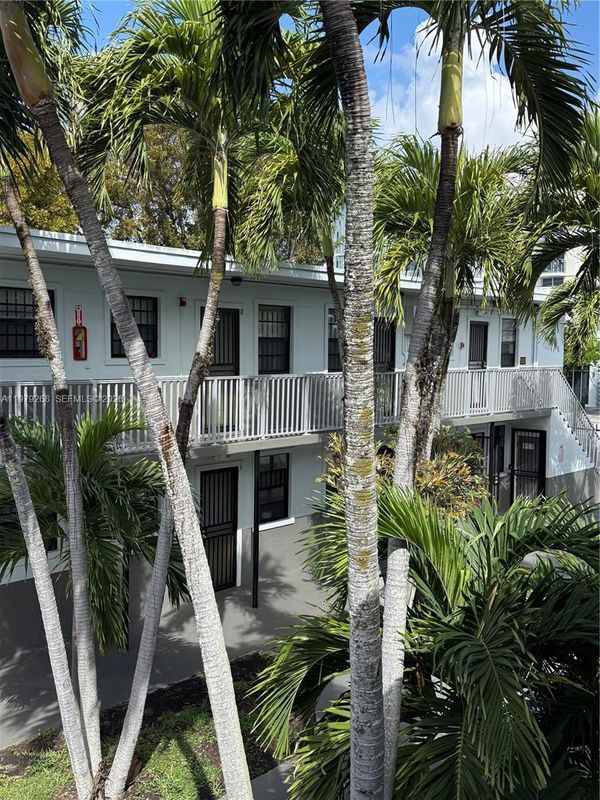 3616 NW 7th St in Miami, FL - Building Photo - Building Photo