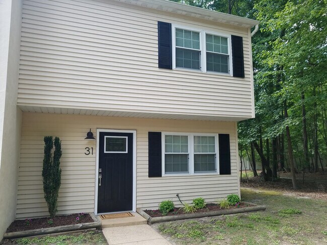 31 Sally Ann Pl in Newport News, VA - Foto de edificio - Building Photo