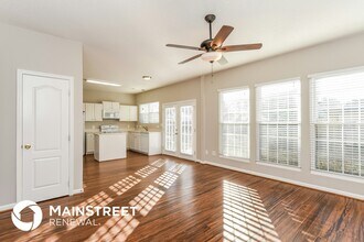 221 Purple Leaf Rd in Fuquay Varina, NC - Foto de edificio - Building Photo