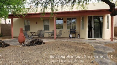 6525 N Shadow Bluff Dr in Tucson, AZ - Building Photo - Building Photo