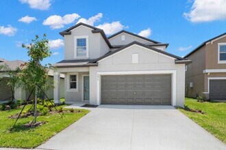 9413 Lemon Drop Lp in Sun City Center, FL - Building Photo - Building Photo