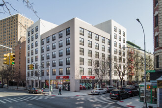 Strivers Plaza in New York, NY - Building Photo - Building Photo