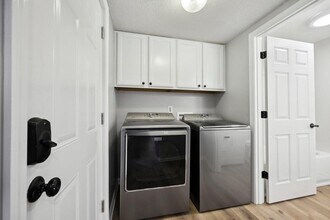 413 W Center St in Whitewater, WI - Foto de edificio - Building Photo