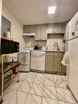 1283 Commonwealth Ave, Unit 2 in Boston, MA - Building Photo