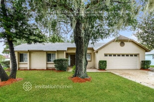 890 Kentucky Woods Ln E in Orlando, FL - Building Photo