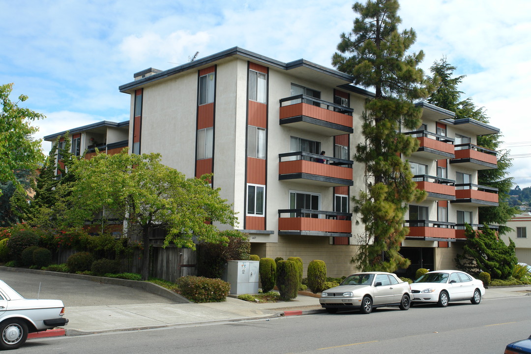 501 Lexington Ave in El Cerrito, CA - Building Photo