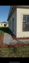 32307 SW 196th Ave, Unit 1 in Homestead, FL - Building Photo - Building Photo
