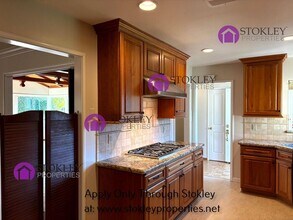 1130 Laurel Dr in Lafayette, CA - Building Photo - Building Photo