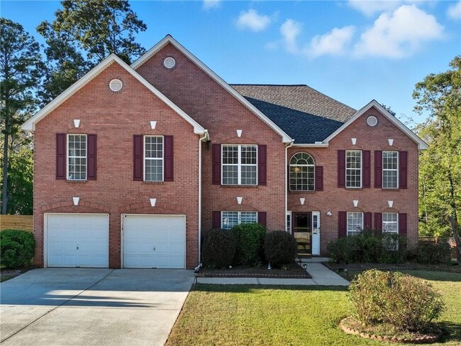 property at 3592 Kittery Dr SW