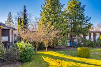 Quilchena Gardens in Vancouver, BC - Building Photo - Building Photo