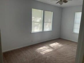 1029 N Chenango St in Angleton, TX - Building Photo - Building Photo