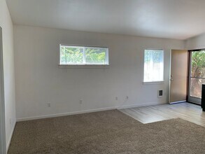 19895 Alderwood Cir in Bend, OR - Building Photo - Building Photo