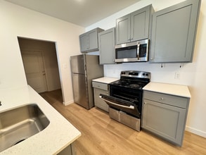 5711 Kemper St in Lubbock, TX - Building Photo - Building Photo