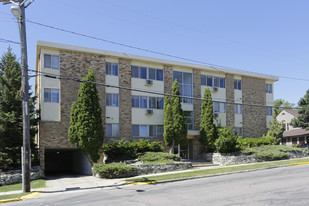 Carriage Hill Apartments