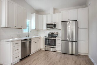 1326 Berryman Canyon in Encinitas, CA - Building Photo - Building Photo