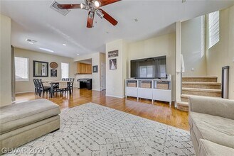 1049 Garnet Ridge Ct in Las Vegas, NV - Building Photo - Building Photo
