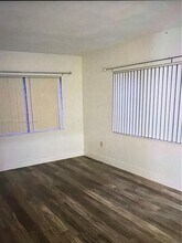 13864 SW 90th Ave in Miami, FL - Building Photo - Building Photo
