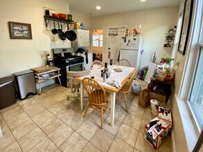 3 Oswald St, Unit 3T in Boston, MA - Building Photo - Building Photo