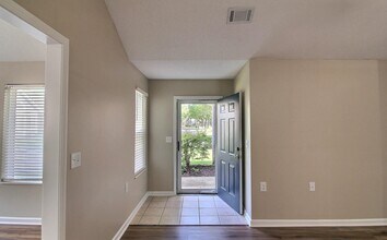 1125 Oak Timber Cir in Collierville, TN - Building Photo - Building Photo