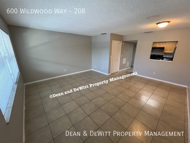 600 Wildwood Way in Clearwater, FL - Building Photo - Building Photo