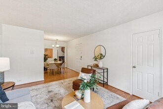 4324 2nd Rd N in Arlington, VA - Building Photo - Building Photo